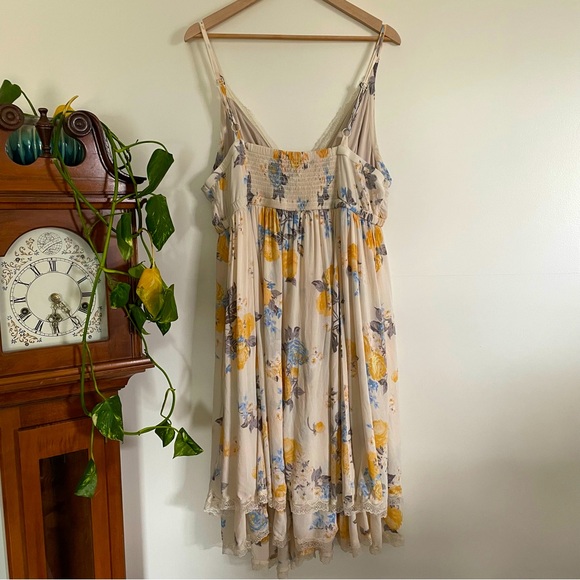 Torrid Cream & Yellow Floral Sleeveless V-Neck Lace Trim Midi Dress Size 2 - Picture 9 of 12